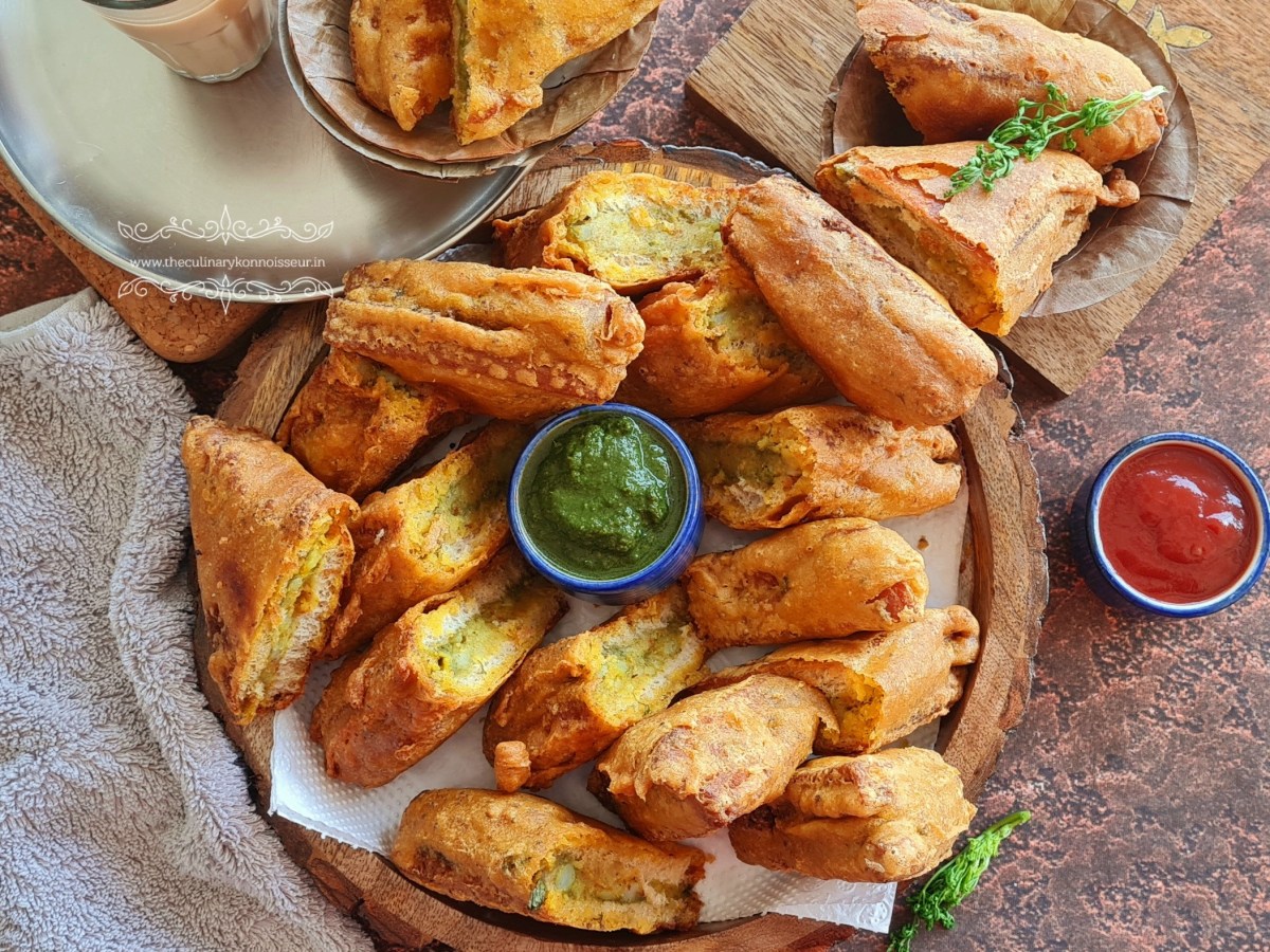 Dilli Wale Aloo Stuffed Bread&nbsp;Pakore