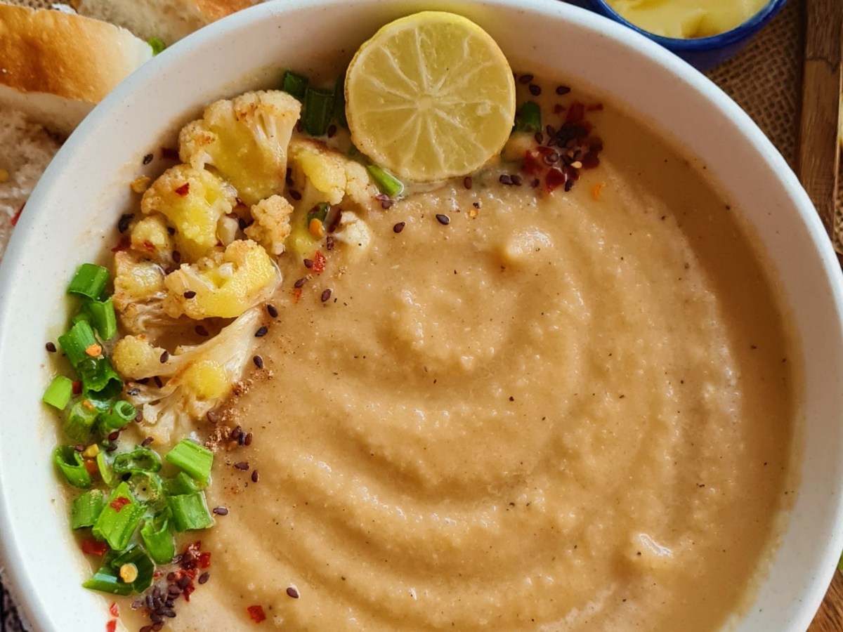 Pan Roasted Creamy Cauliflower&nbsp;Soup